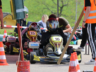 Jugend-Kart-Slalom
